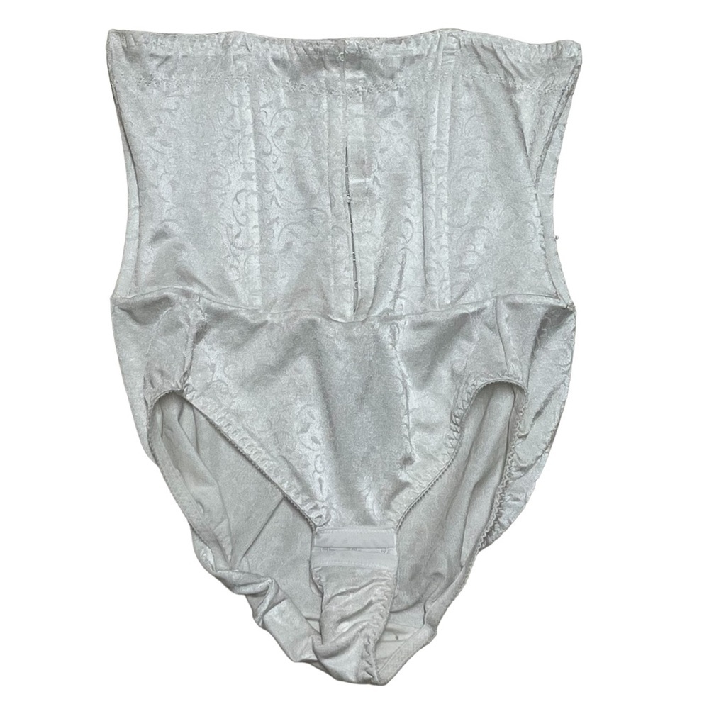 Cabernet Vintage High Waisted Panties Size Large